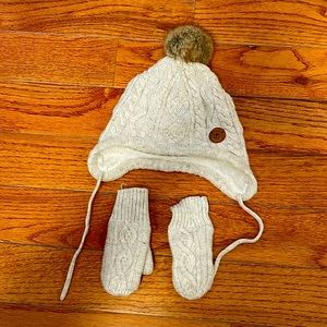 Gently used hat and gloves